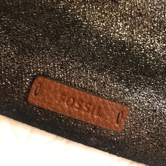 Black Metallic Fossil Bag & Wristlet to Match!!!!! - Picture 2 of 6